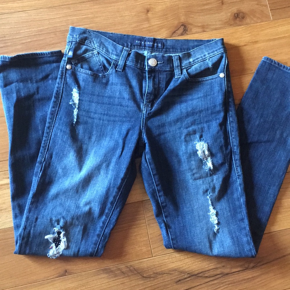 Rock & Republic Berlin  Distressed w/embellishment